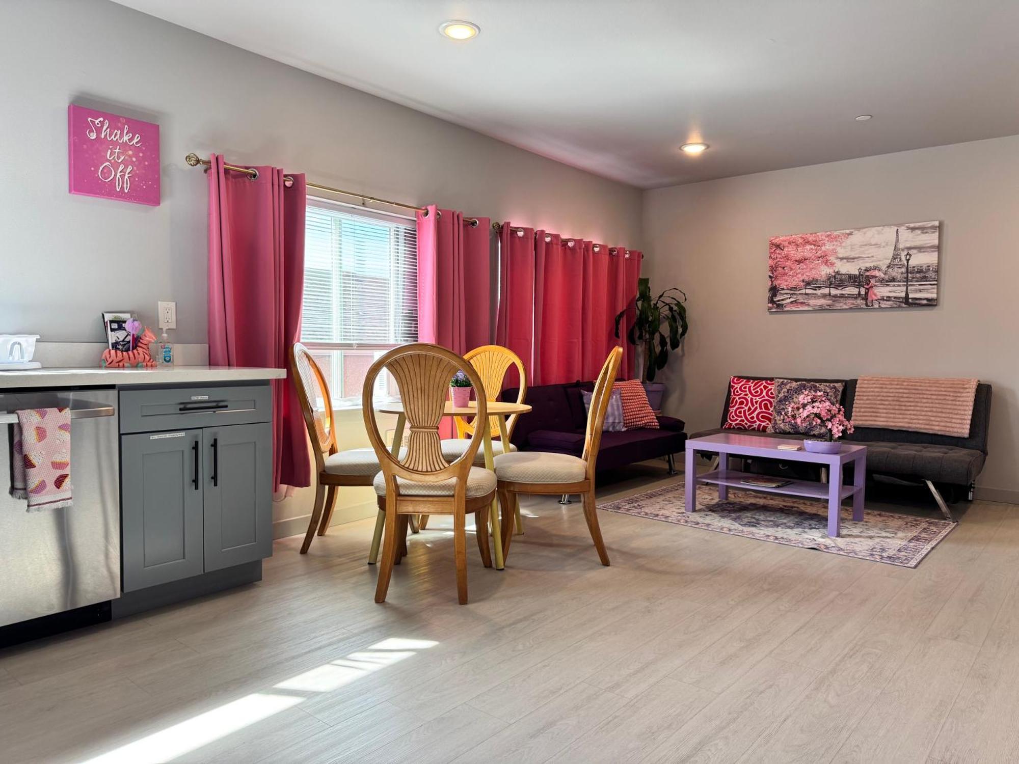 1 Bd Apt With 2 Extra Sofa Beds 13 Mins To Seatac Airport Seattle Ngoại thất bức ảnh